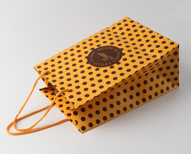 降低成本需要特種紙禮品盒工廠從后期處理問題上著手 降低成本需要特種紙禮品盒工廠從后期處理問題上著手