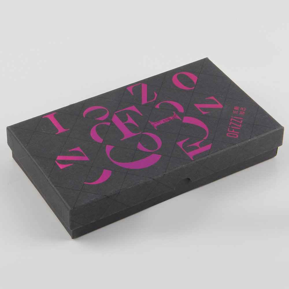 如果內(nèi)衣精裝盒廠是細心分析你的特種紙，是不會出現(xiàn)粘壞的