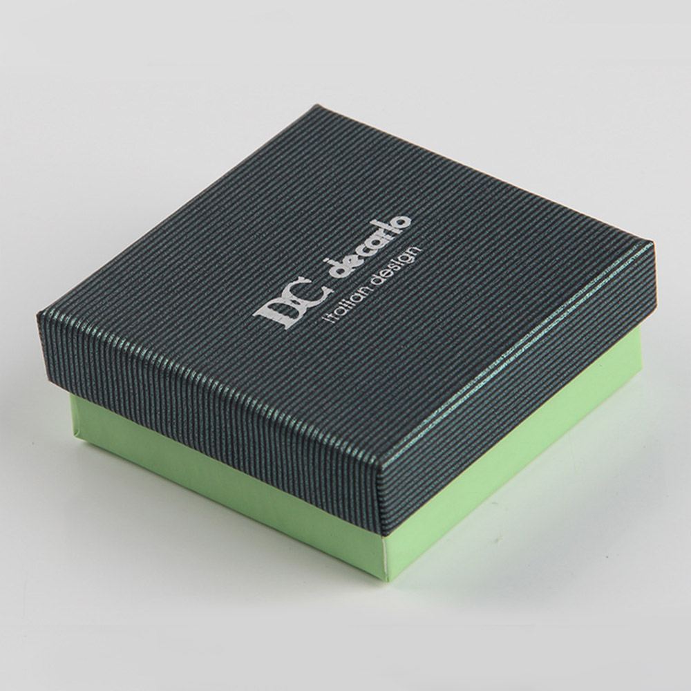 耳環(huán)包裝訂做100個(gè)和1000個(gè)盒子居然價(jià)格相差無(wú)幾 耳環(huán)包裝訂做100個(gè)和1000個(gè)盒子居然價(jià)格相差無(wú)幾