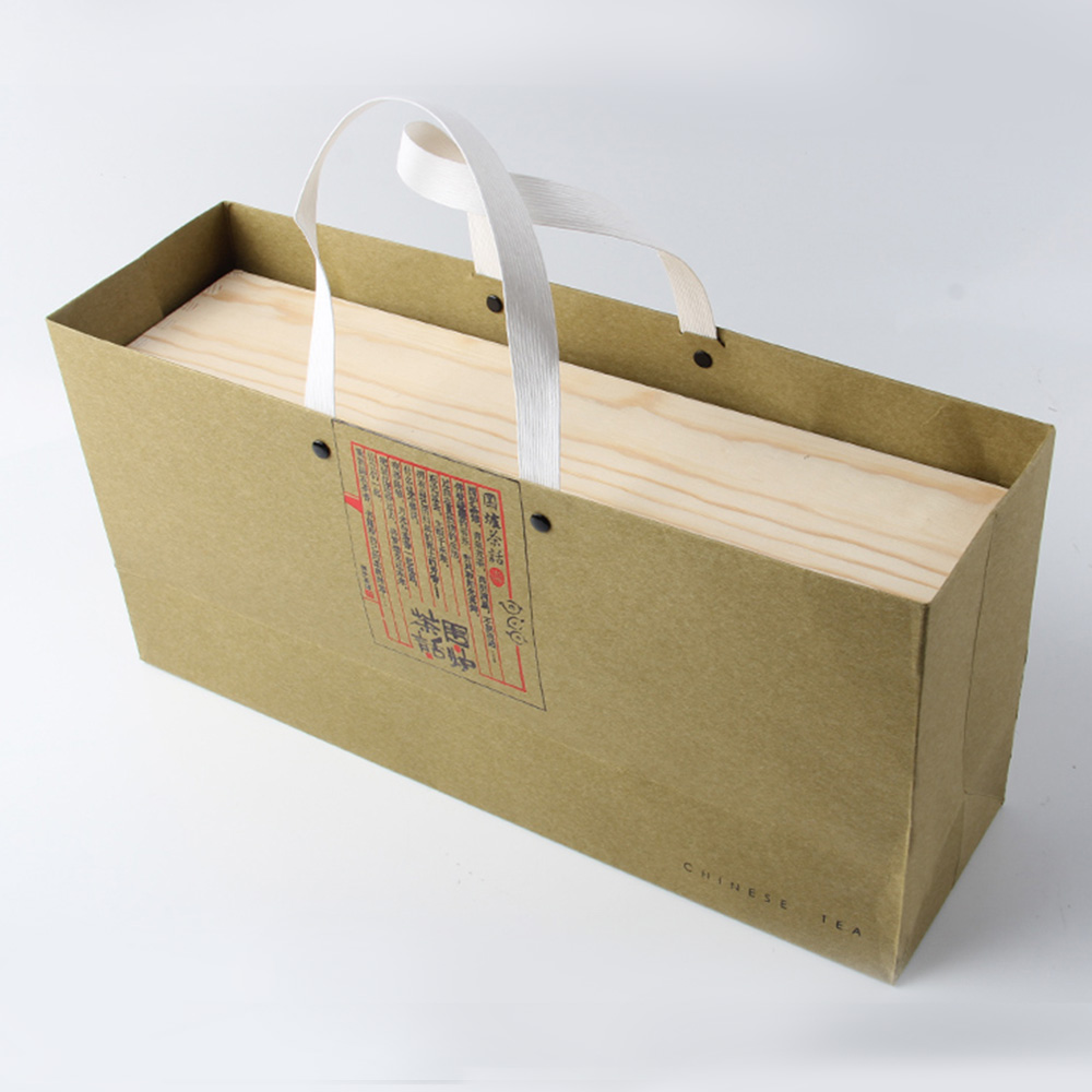 2種茶葉紙袋設計有效但平凡，第3種必須慎用